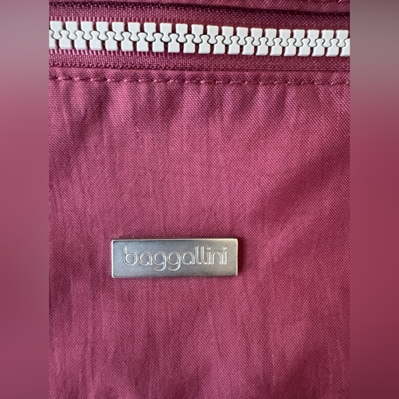 BAGGALLINI Mini Crossbody - Picture 3 of 8